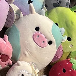 Belana the cow Squishmallow